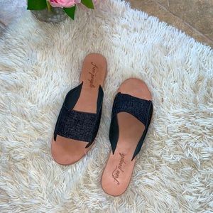 Free People Daybird slides Sandals / Flip - Flops